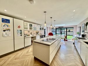 Photo 13- click for photo gallery